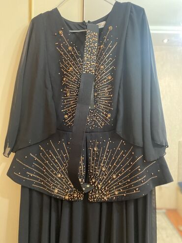 Ziyafət donları: Zərif gecə/libas - Rəng: Qara - Model: Uzun, axıcı ətəkli, üst — 4