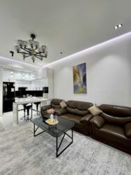 Посуточная аренда квартир: 2 комнаты, Бронь, Душевая кабина, Банные принадлежности — 16