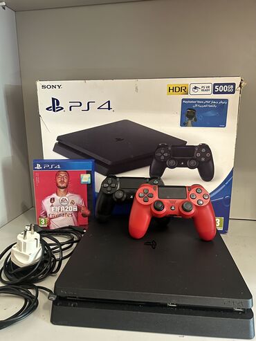 plestesin 4: PlayStation 4 Slim 500GB – Ideal vəziyyətdə + 2 ədəd original joystick