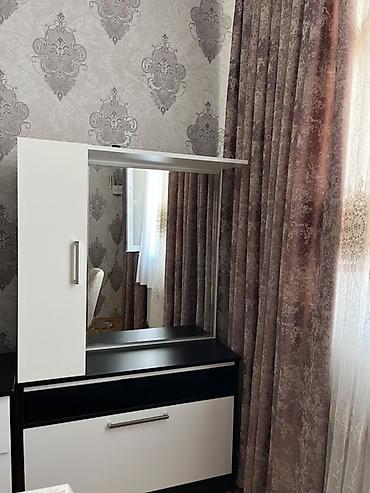 Mebel dəsti – tualet masası və iş/oxu masası - Rəng: ağ–qara lalafo.az -da Mebel dəsti – tualet masası və iş/oxu masası - Rəng: ağ–qara