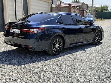 c 220: Toyota Camry: 2021 г., 2.5 л, Автомат, Бензин, Седан — 4