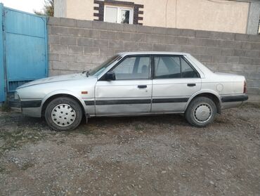 Mazda: Mazda 626: 1986 г., 2 л, Механика, Бензин, Седан