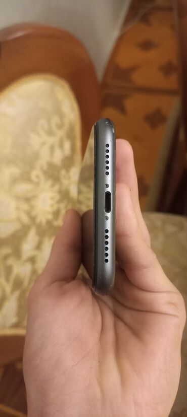 Apple iPhone: IPhone 11, 64 GB, Qara, Face ID — 5