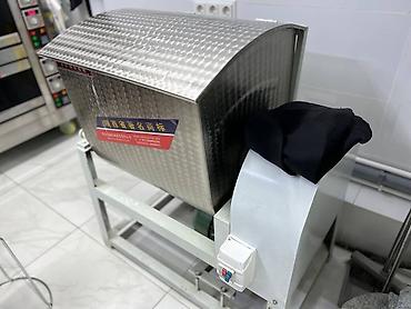 Другое оборудование для кафе, ресторанов: Изделия из нержавейки, стол холодильник, стол кондитерский, стол — 21