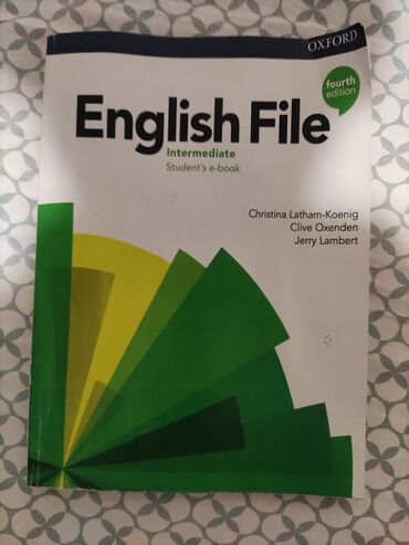 книги в бишкеке: Книга English File Intermediate В хорошем качестве Продаю, так как