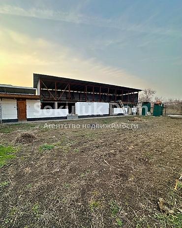 Продажа коттеджей и домов: 🏠Продаётся дом в с. Сокулук 🟡Комнаты: 4 🟡Участок: 10 соток — 4