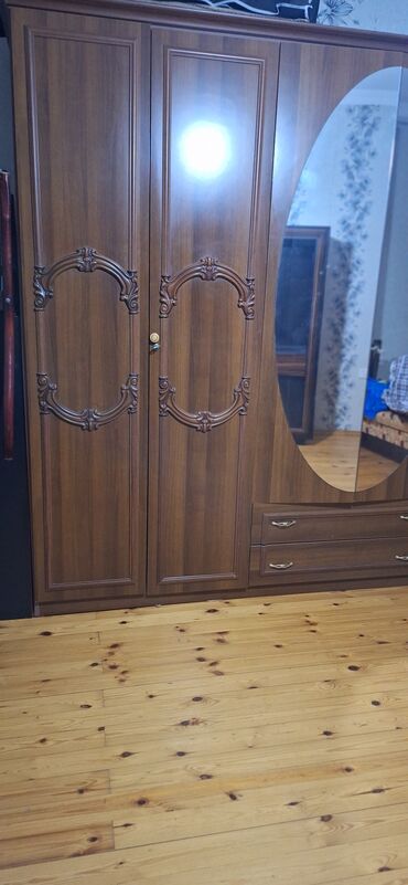 барби шкаф для одежды: Б/у, Распашной, 5 дверей Прямой шкаф, Шифоньер