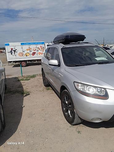 Hyundai Santa Fe: 2009 г., 2 л, Автомат, Дизель, Кроссовер — 3
