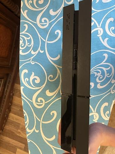 playstation 4 oyunlar: 500 gb yaddaş. Əla vəziyyətdədir. Təmir olunmayıb. Heç bir problemi — 3
