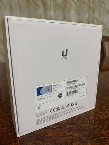 rotor modem: Ubiquiti UniFi Cloud Key Gen2 Plus (UCK-G2-PLUS) 1TB - UniFi şəbəkə