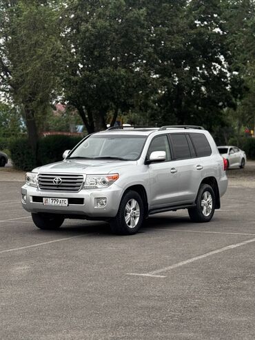 хорошем состояний: Toyota Land Cruiser: 2012 г., 4.6 л, Типтроник, Газ, Внедорожник