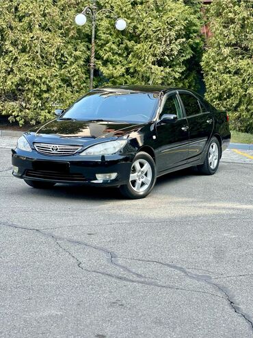 Toyota: Toyota camry 35 год 2005 обём 3,0