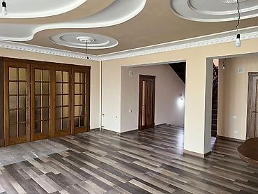 Аренда помещений свободного назначения: ПРОДАЕТСЯ 3-х этажный дом Район: Жиделик Площадь: 600 кв.м Участок: 10 — 18