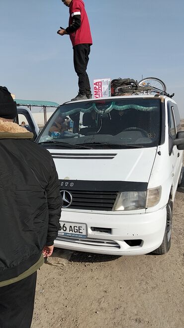продаю авто мерс: Mercedes-Benz Vito: 2001 г., 2.2 л, Механика, Дизель, Минивэн