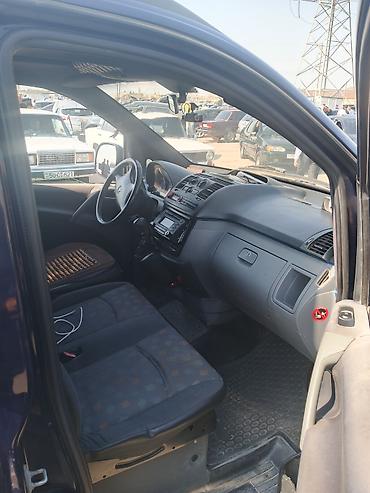 vita: Mercedes-Benz Vito minivan Xüsusiyyətlər: - Geniş salon və böyük yük — 2