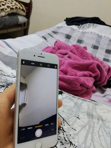 Apple iPhone: IPhone 7, 256 GB, Gümüşü, Barmaq izi — 11