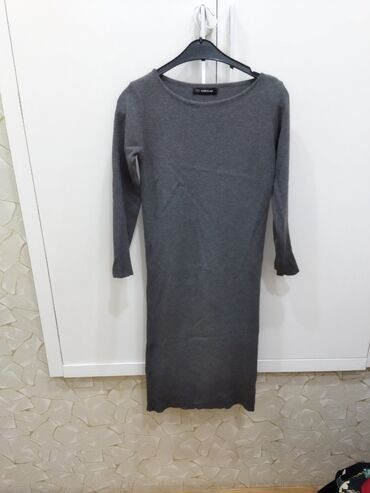 Gündəlik donlar: Bütün geyimlər S olcudur. hamısı çox az geyinilib. her biri 5 azn — 8