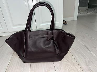 барсетка кожаные: 👜 Новая вместительная сумка — 1000сом Продаю абсолютно новую сумку — 2