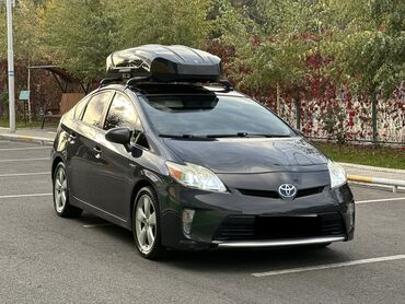 Toyota: Toyota Prius: 2013 г., 1.8 л, Автомат, Гибрид, Хэтчбэк