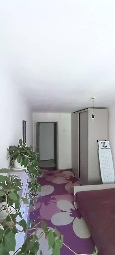 продаю контейнер: 3 комнаты, 57 м², 2 этаж — 8