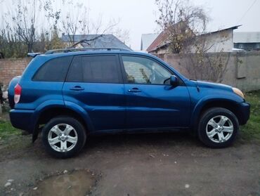 Toyota: Toyota RAV4: 2002 г., 2 л, Автомат, Бензин, Седан