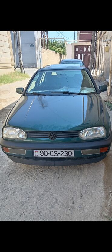 Volkswagen: Volkswagen Golf: 2 l | 1997 il Hetçbek