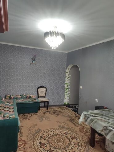 кварира каракол: 1 бөлмө, 35 кв. м, 105-серия, 2 кабат, Евроремонт