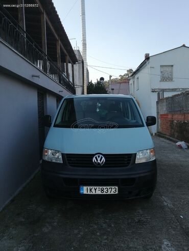 Transport: Volkswagen Transporter: 2 l | 2009 year Van/Minivan
