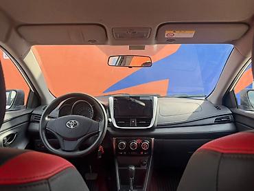 Toyota: Toyota Yaris: 2019 г., 1.5 л, Робот, Бензин, Хэтчбэк — 9