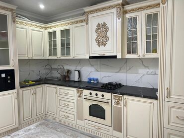 трёх комнатный квартира: 3 комнаты, 100 м², 10 этаж, Дизайнерский ремонт