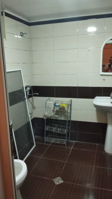 Köhnə tikili: Satılır Bakıxanovda Asan xidmətə yaxın qanuni 1 otaq 2 otağa predilka -da lalafo.az — 8 Köhnə tikili: Satılır Bakıxanovda Asan xidmətə yaxın qanuni 1 otaq 2 otağa predilka — 8