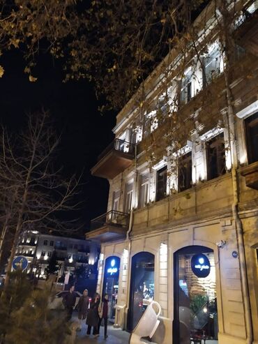 Digər kommersiya daşınmaz əmlakı: Səbail rayonu Aff mola yaxın,sahəsi 75 kv/m olan, 1 otağlı obyekt -da lalafo.az — 15 Digər kommersiya daşınmaz əmlakı: Səbail rayonu Aff mola yaxın,sahəsi 75 kv/m olan, 1 otağlı obyekt — 15