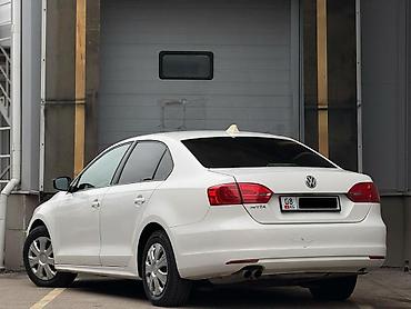фольксваген jetta: Volkswagen Jetta: 2011 г., 1.6 л, Автомат, Бензин, Седан — 4