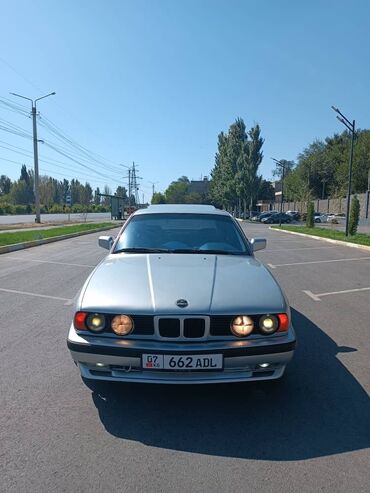 беха машина: BMW 5 series: 1992 г., 3.2 л, Механика, Бензин, Седан