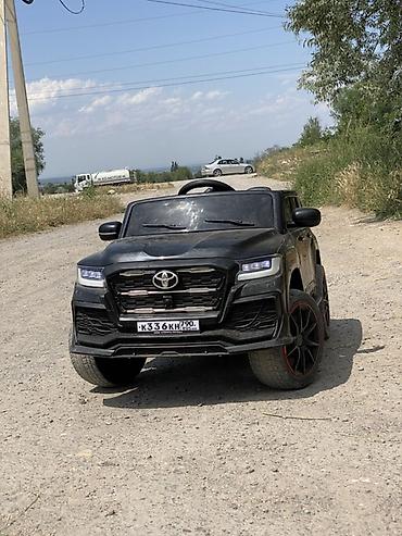 купить детскую игрушку машинку: Детский электромобиль Toyota (стилизованный под внедорожник) - Кузов — 3