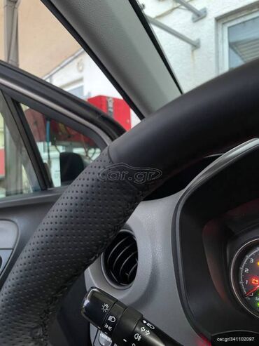 Toyota: Toyota Yaris: 1.4 l. | 2016 έ. Χάτσμπακ — 13