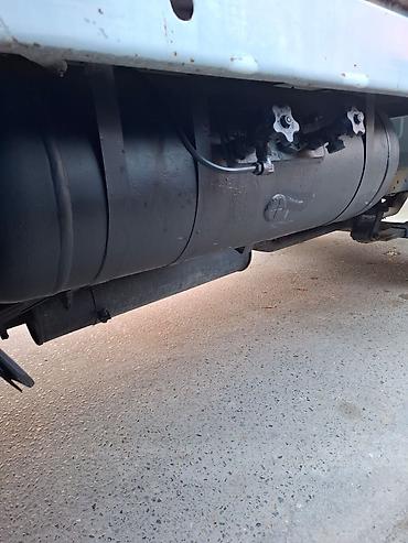 sernisin qazeli: QAZ 330210, 1997 il, motor 4.2 l, Tent, İşlənmiş — 5
