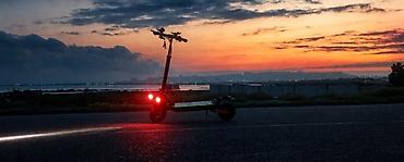 Электротранспорт: Marka:Toba st-993 Sürət:real olaraq 70km Rejim:-1 ci-25km 2 ci-40km — 1