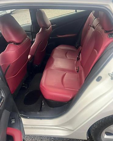 Toyota: Toyota Prius: 2017 г., 1.8 л, Автомат, Гибрид — 5