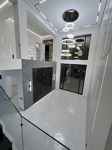 Продажа коттеджей и домов: Дом, который не просто продаётся - он выбирает своего хозяина Стиль — 11