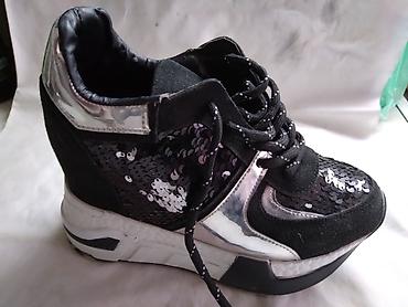 Patike: Zenske cipele br.37 polovnecena za 1 par — 5