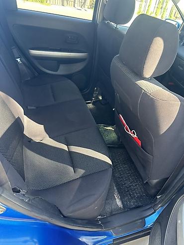 маш: Toyota Ist: 2003 г., 1.3 л, Автомат, Бензин, Хэтчбэк — 7