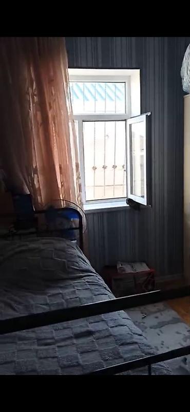 2 комнатная квартира в баку вторичное жилье: 2 otaqlı mənzil satis lokbatan 1-ci massiv - Plan: işıqlı zal və — 4