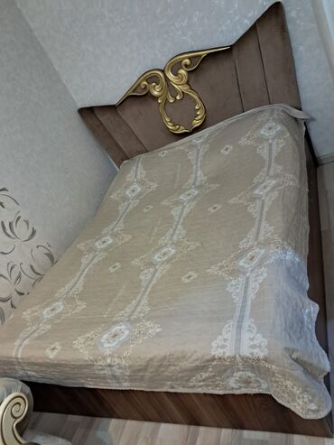 заказать кровать: Taxt matras baza var. 200₼.
Ünvan Vasmoy.(83304)
Mehi Ⓜ️
