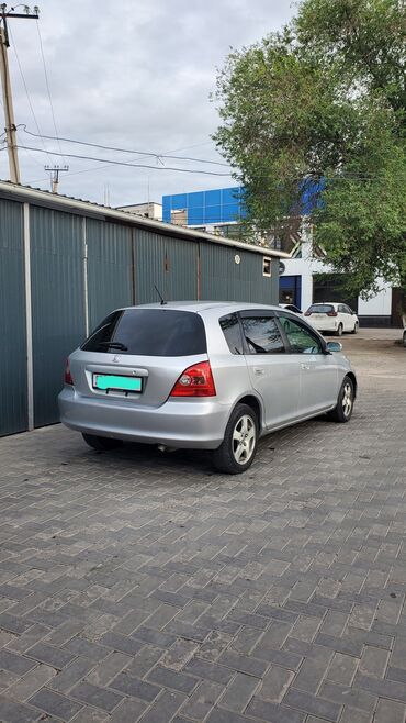 Honda: Honda Civic: 2002 г., 1.5 л, Автомат, Газ, Хэтчбэк — 2