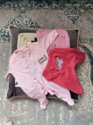 детская брендовая одежда: Отдам дешево детские вещи Лето-зима Есть большой пакет женских вещей