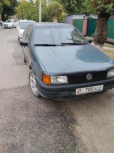 Volkswagen: Volkswagen Passat: 1990 г., 1.8 л, Механика, Бензин, Седан — 7