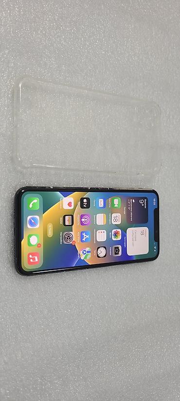 Apple iPhone: IPhone 11 Pro Max, Б/у, 256 ГБ, Черный, Чехол, 80 % — 9