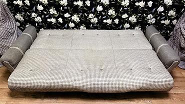 sofa: Прямой диван, Б/у — 4