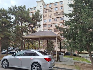 Köhnə tikili: Bakı, 3 otaqlı, Köhnə tikili, m. Gənclik, 85 kv. m — 2